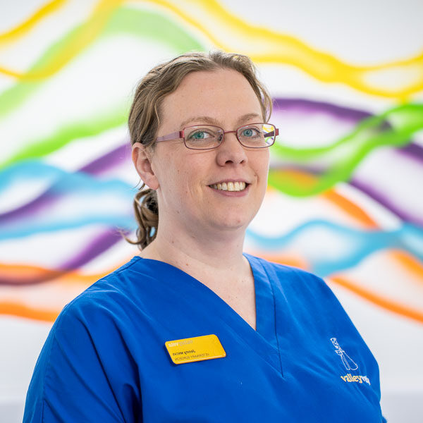 Jenny Seward - Valley Veterinary Hospital (Web)