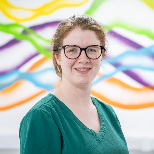 Laura Bralsford - Valley Veterinary Hospital (Web)